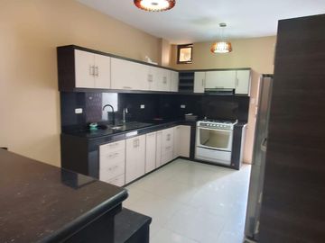 Casa en venta Portoviejo