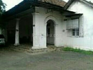 DIJUAL RUMAH TUA LUAS DI BANGIL, PASURUAN DEKAT ALUN2