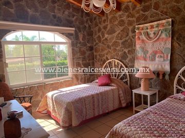 CASA EN VENTA EN TEQUISQUIAPAN  EN GRANJAS RESIDENCIALES ALEXA