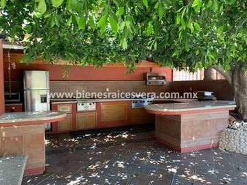 CASA EN VENTA EN TEQUISQUIAPAN  EN GRANJAS RESIDENCIALES ALEXA
