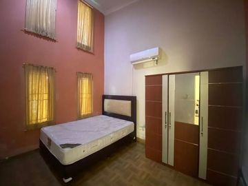 Rumah bagus Full Furnished, tanah luas dekat Sleman City Hall