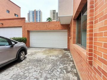 casa en arriendo/venta en villa campestre. Cod V24277