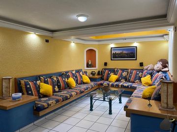 VENTA DE CASA EN PASEOS DEL BOSQUE, NAUCALPAN DE JUÁREZ. ESTADO DE MÉXICO