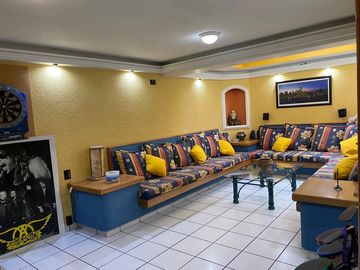 VENTA DE CASA EN PASEOS DEL BOSQUE, NAUCALPAN DE JUÁREZ. ESTADO DE MÉXICO