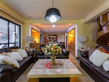 Casa de Lujo en Venta Bugambilias Coto azaleas zona sur