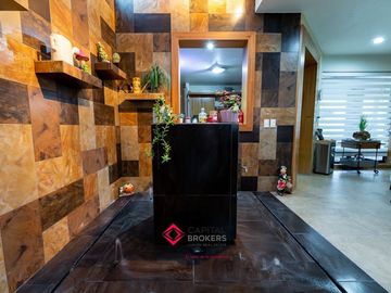 Casa de Lujo en Venta Bugambilias Coto azaleas zona sur