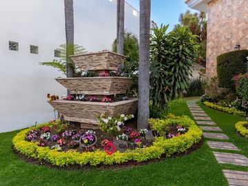 Casa de Lujo en Venta Bugambilias Coto azaleas zona sur