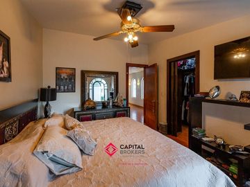 Casa de Lujo en Venta Bugambilias Coto azaleas zona sur