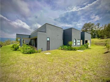 Venta CASA CAMPESTRE PARCELACION El RETIRO