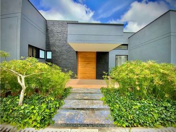 Venta CASA CAMPESTRE PARCELACION El RETIRO