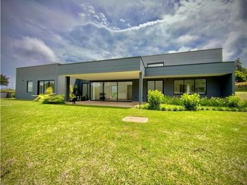 Venta CASA CAMPESTRE PARCELACION El RETIRO