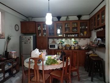 Dijual Rumah Lama Layak Huni Hitung Tanah Di Bendungan Hilir Tanah Abang Jakrta Pusat