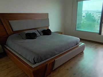 VENTA DE CASA EN CLUB DE GOLF