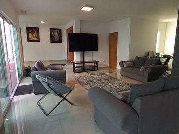 VENTA DE CASA EN CLUB DE GOLF
