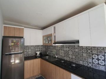 Dijual Rumah Modern Full Furnished Dalam Perumahan Exclusive Tepi Jalan Raya