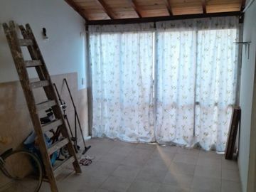 Departamento Tipo Casa en venta en Lanus Este
