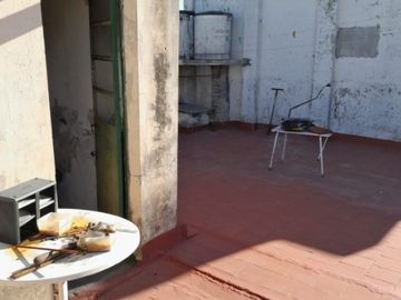 Departamento Tipo Casa en venta en Lanus Este