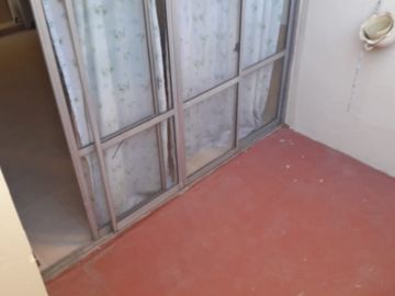 Departamento Tipo Casa en venta en Lanus Este