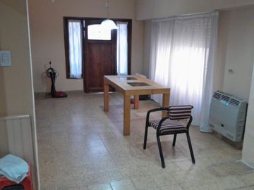 Departamento Tipo Casa en venta en Lanus Este