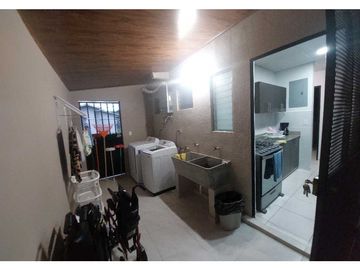 VENTA DE CASA EN RESIDENCIAL MIRAFLORES PENONOME