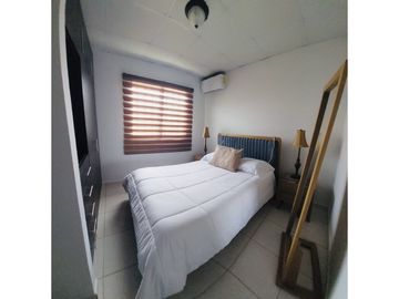 VENTA DE CASA EN RESIDENCIAL MIRAFLORES PENONOME