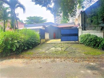 Dijual Rumah Siap Huni di Kebayoran Baru Hanya 10 Menit ke SCBD by Sava Properti HSE-A0754