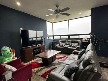 RZ CASA EN VENTA EN CUMBRES 3 PISOS AMUEBLADA
