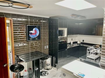 Casa en venta de 5 dorm. en Peñalolén