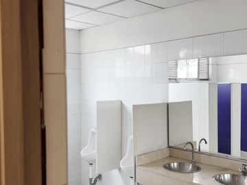 oficina en arriendo en la floresta. Cod A1030206