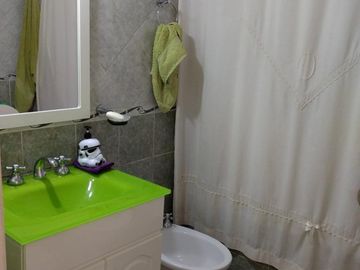 CASA EN LOTE PROPIO DE 3 AMBIENTES