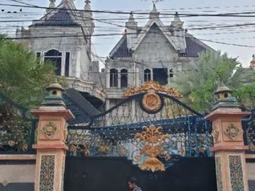 Rumah Dukuh Pakis, STRATEGIS