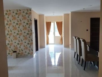 Dijual Apartemen Semanggi Tipe 3 Kamar Tidur Kondisi Fully Furnished