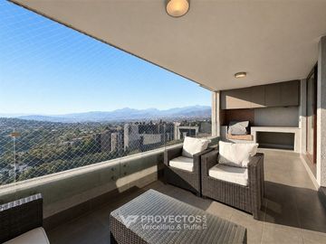 Departamento en venta de 3 dorm. San Carlos de Apoquindo