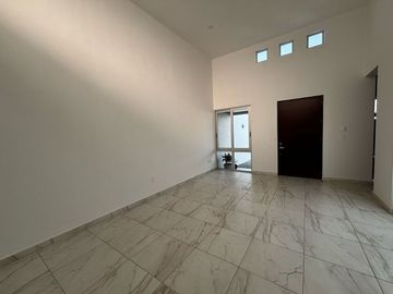 Venta de Casa de 1 Planta en el Coto Privado Bosque Real, V. de A; Colima