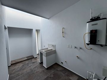 Venta de Casa de 1 Planta en el Coto Privado Bosque Real, V. de A; Colima