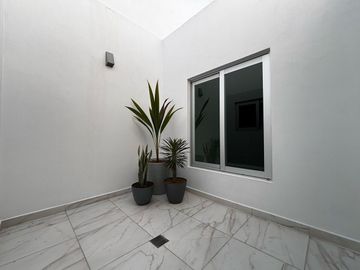 Venta de Casa de 1 Planta en el Coto Privado Bosque Real, V. de A; Colima