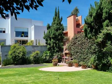Casa en venta en Lomas Quebradas