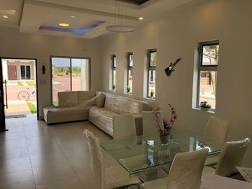 Proyecto en Playas Villamil - Urb.Brisas & Palmeras - casa de 2-3 Dormitorios