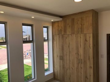 Proyecto en Playas Villamil - Urb.Brisas & Palmeras - casa de 2-3 Dormitorios