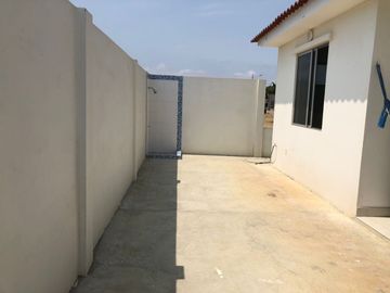 Proyecto en Playas Villamil - Urb.Brisas & Palmeras - casa de 2-3 Dormitorios