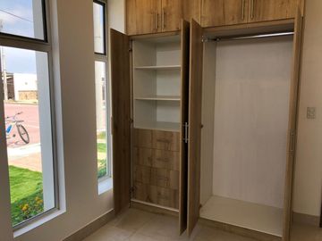Proyecto en Playas Villamil - Urb.Brisas & Palmeras - casa de 2-3 Dormitorios