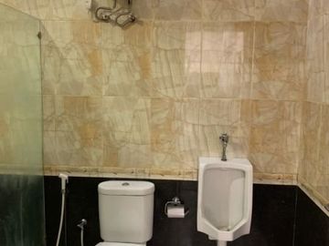 Di jual rumah minimal alam galaxy -citraland, surabaya