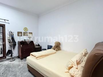 Rumah Kost Siap Huni di Lebak Bulus – Lokasi Strategis & Potensi Passive Income!