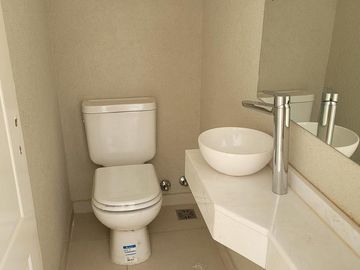 Casa en venta en Lagoon Pilar