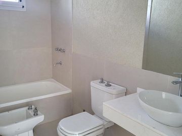 Casa en venta en Lagoon Pilar