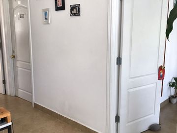 Venta en Residencial Tejeda Corregidora, casa de 2 niveles y amplio jardín.