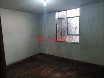 VENDO CASA VIVIENDA UBICADA LOS FICUS SANTA ANITA!
Precio $299,000
Area Ocupada 180m2
Area Construida 259m2
4 dormitorios, 1 escritorio, 3 baños c