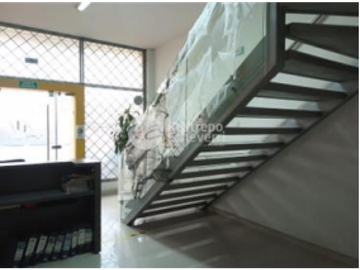 Casa en venta, barrio Santa Isabel, Bogotá, son tres casas unidas.