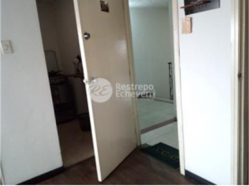 Casa en venta, barrio Santa Isabel, Bogotá, son tres casas unidas.