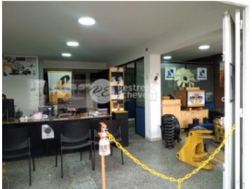 Casa en venta, barrio Santa Isabel, Bogotá, son tres casas unidas.